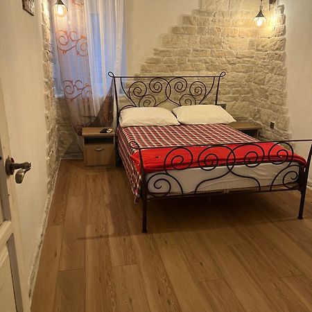 Apartment Nikolina Трогір Екстер'єр фото