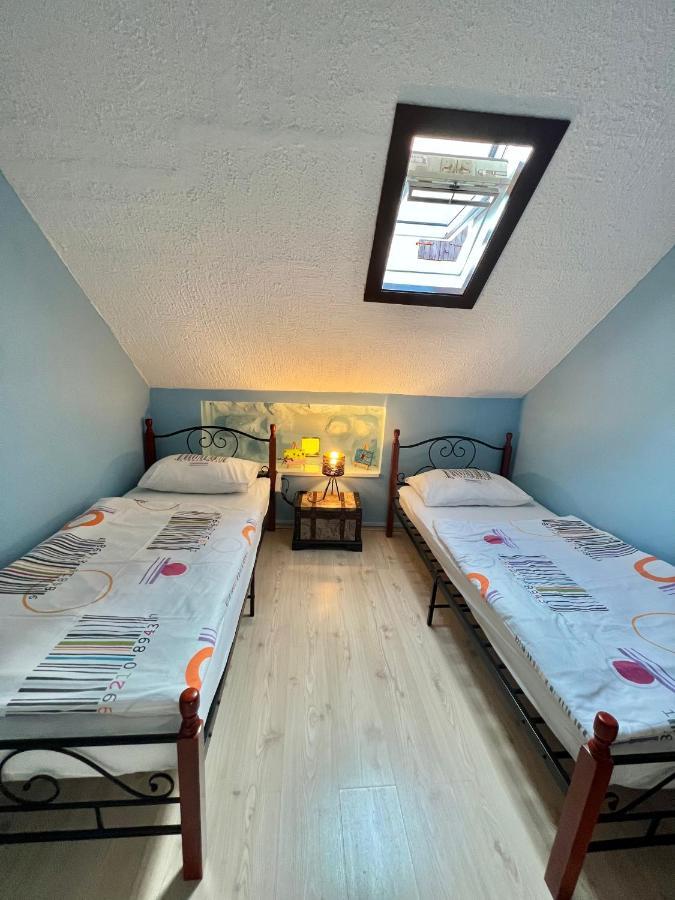 Apartment Nikolina Трогір Екстер'єр фото