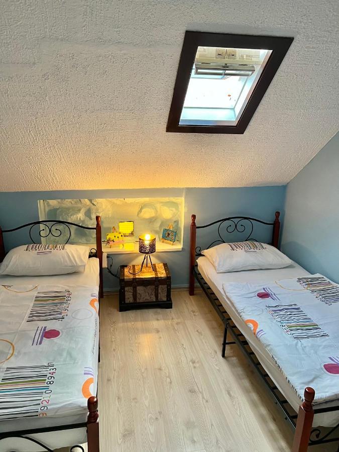 Apartment Nikolina Трогір Екстер'єр фото