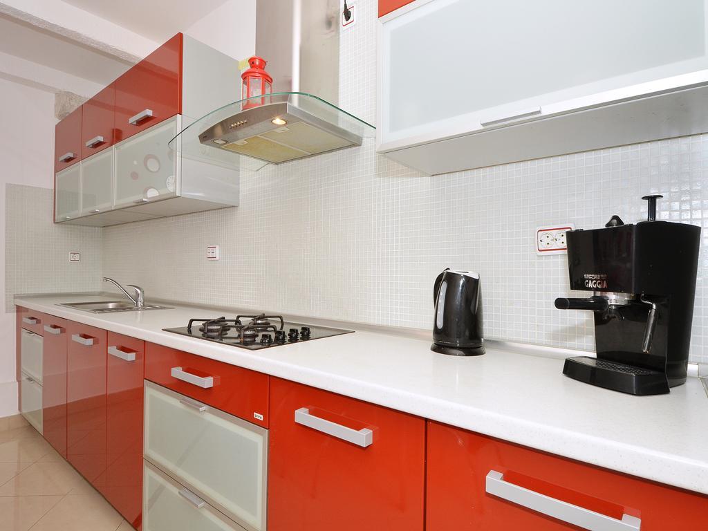 Apartment Nikolina Трогір Екстер'єр фото